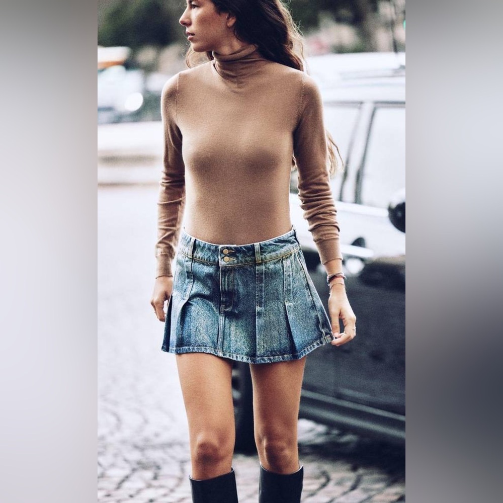 Zara mini skirt